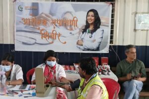 Community Camp at Rustomjee Constuction Site in Thane in Association Mumbai Mobile Cretche